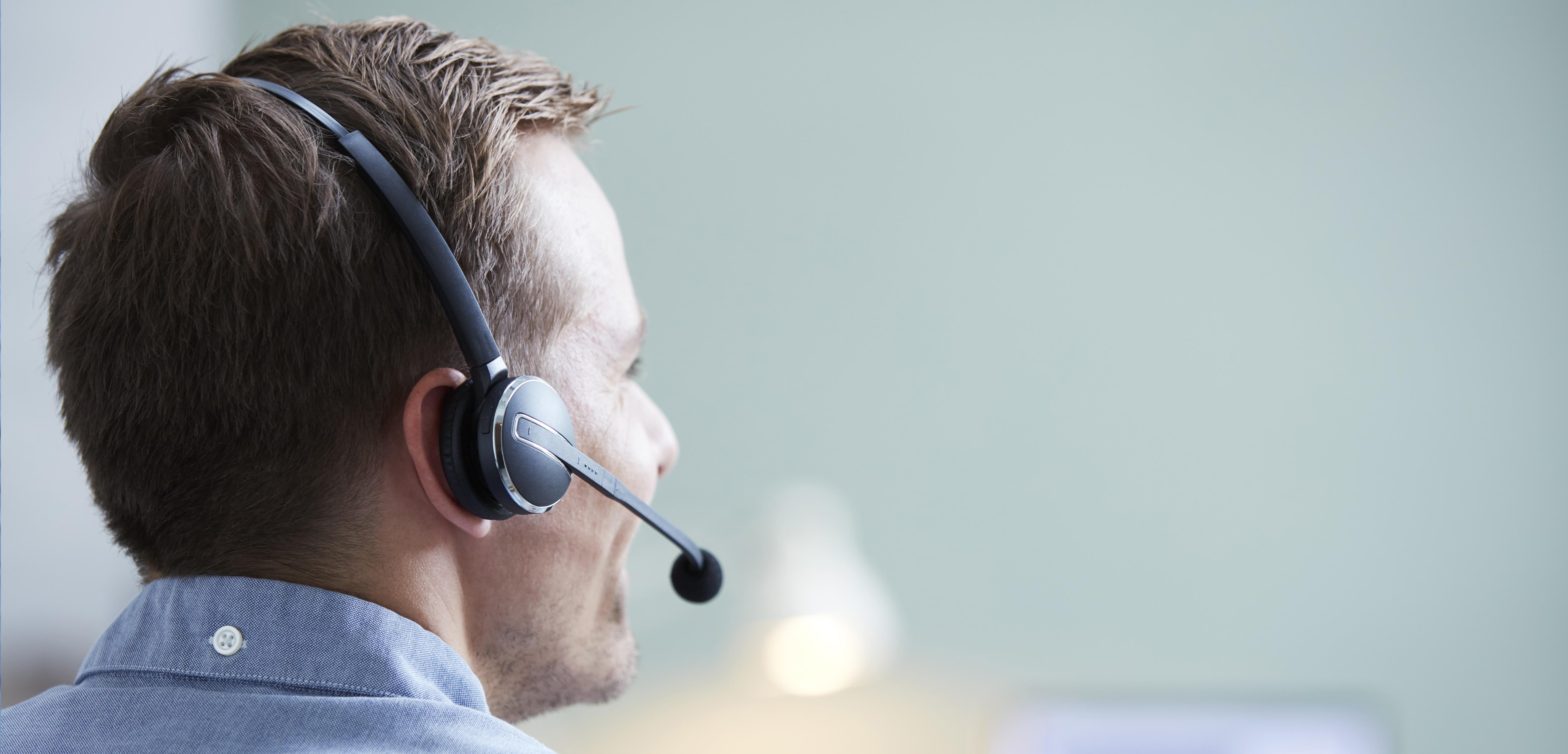 ReSound employee in a call center. 
