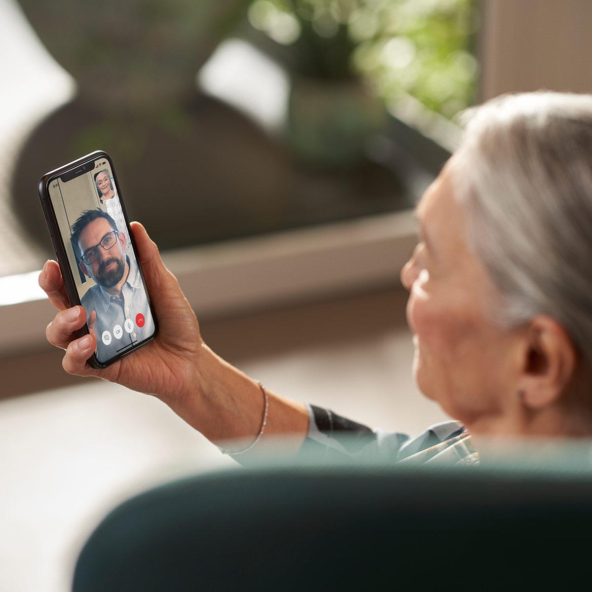 Vår senaste hörapparat med den mest naturliga ljudkvaliteten – ReSound ONE